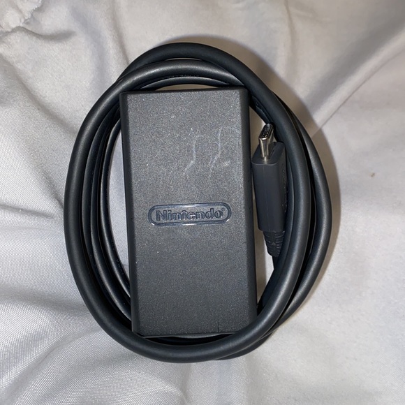 Nintendo Switch Lite. Like new condition. PRICE IS FIRM!! - Picture 10 of 10